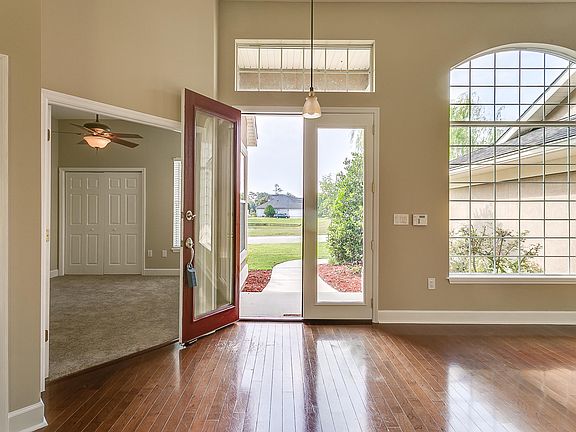 4th image of 3408 Olympic Dr