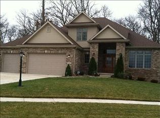 30 Woodruft Dr, Valparaiso, IN 46385