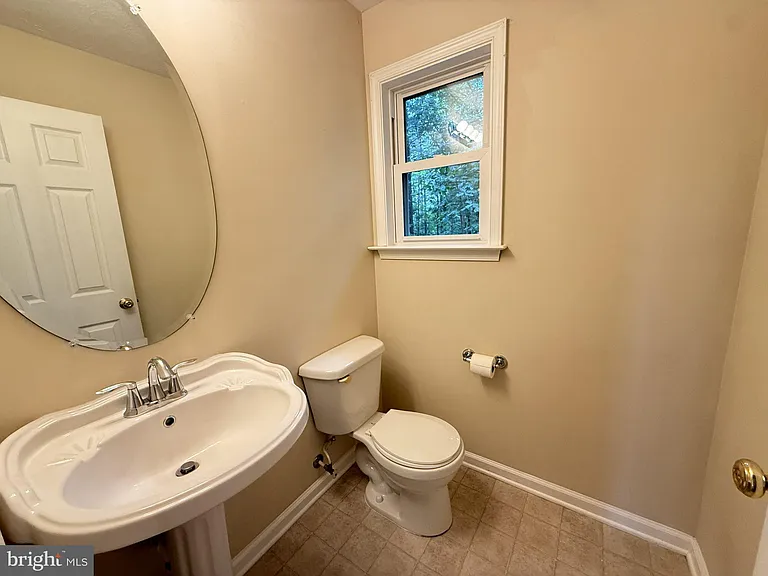 1234 Lakeview Dr — Photo 15
