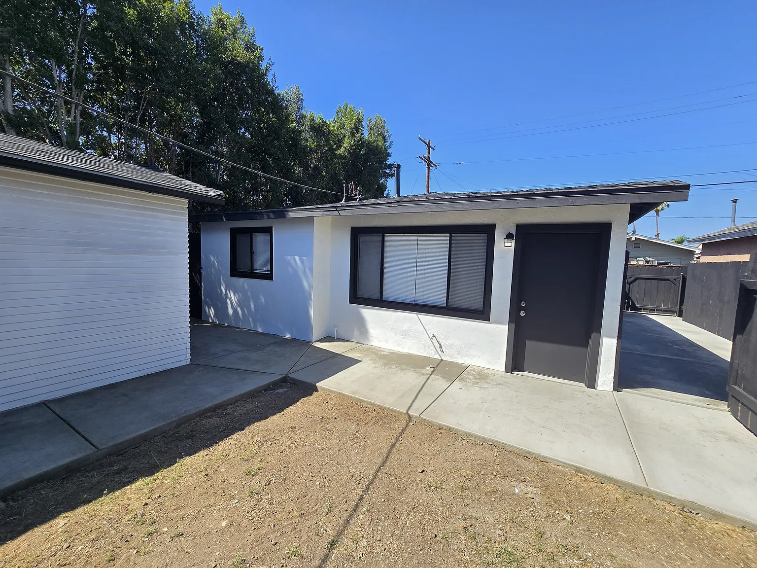 3 bed, $3,400 — Photo 2