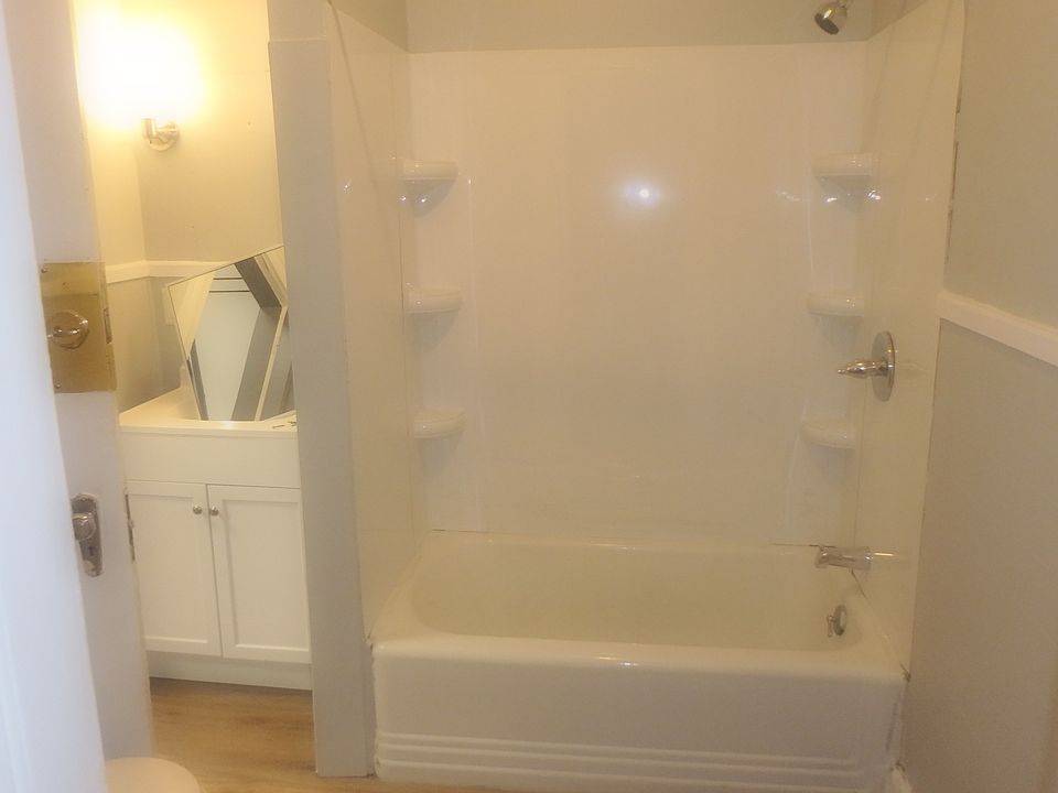 2nd image of 68 Pleasant St #6