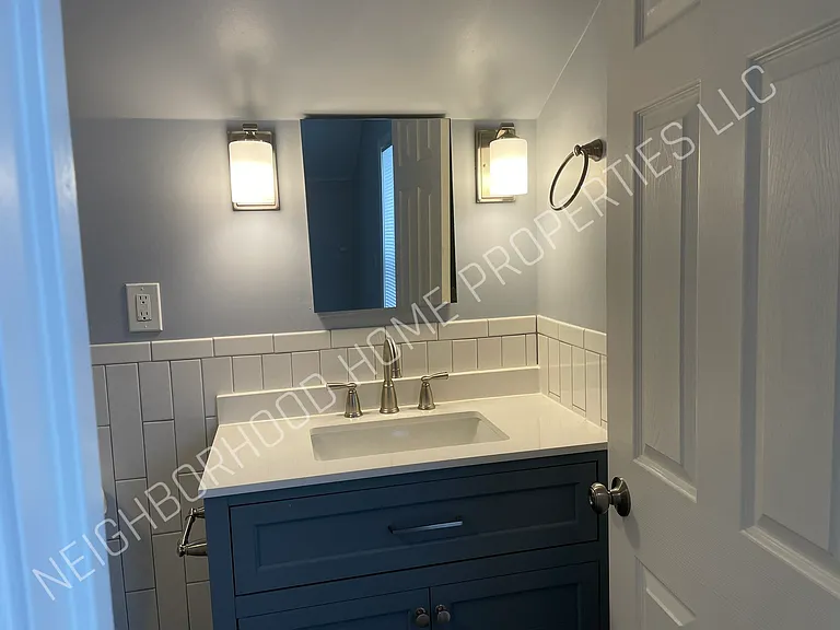2450 Gerald Ave — Photo 30