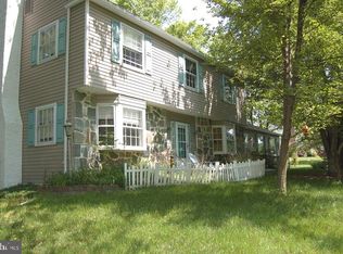 515 Whitford Hills Rd, Exton, PA 19341