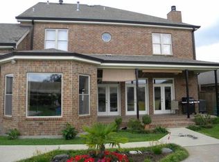 6772 Bellaire Dr, New Orleans, LA 70124