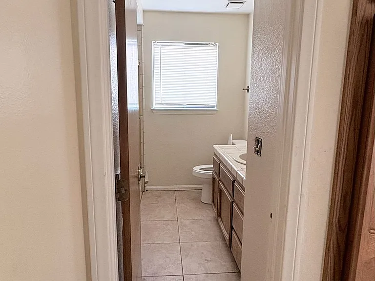17735 Vista Point Dr — Photo 14