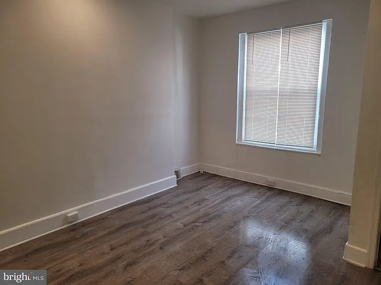 2334 N Gratz St — Photo 7