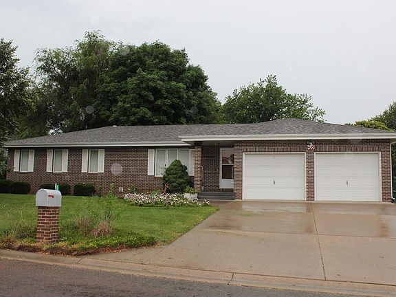 2nd image of 1600 Jayhawk Dr
