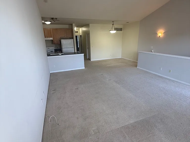 1123 Alameda Blvd #45 — Photo 4