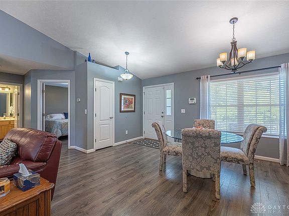 5th image of 4232 N Shore Dr