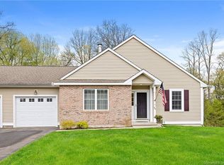 85 Bailey Cir UNIT 85, South Windsor, CT 06074