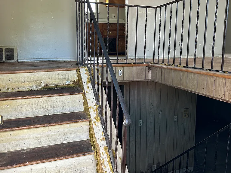 Titan Dr — Photo 3