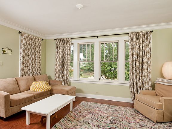 4th image of 310 W Grantley Ave