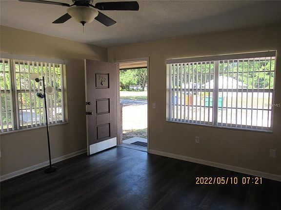 4th image of 722 N Warfield Ave #722