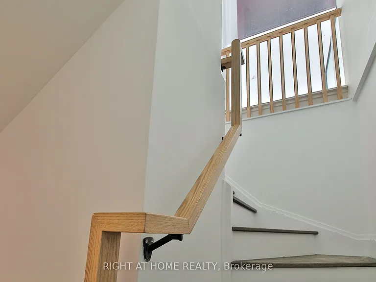 1612 Charles St #428 — Photo 21