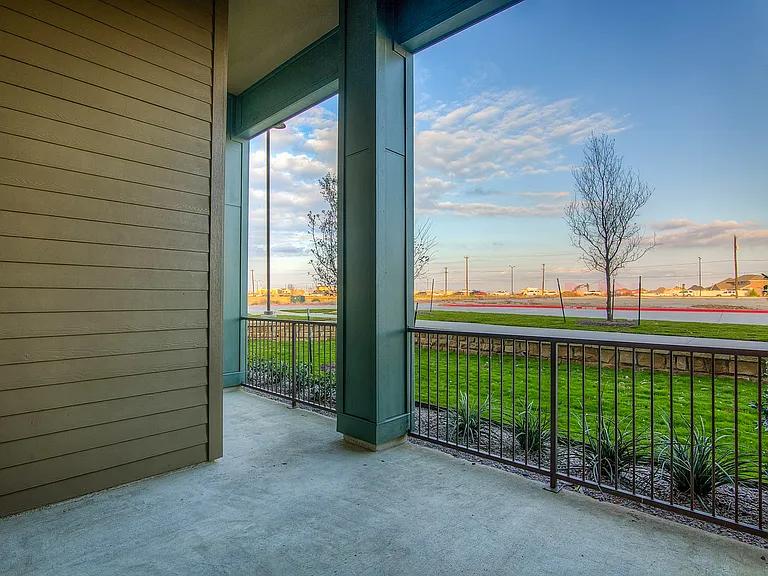 900 Gordon Heights Ln — Photo 50
