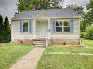 906 N Willis Ave, Champaign, IL
