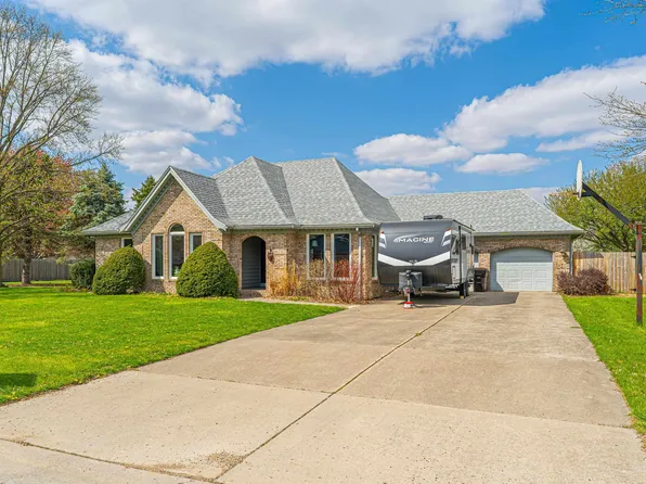 1 Maridale St, Lincoln, IL 62656
