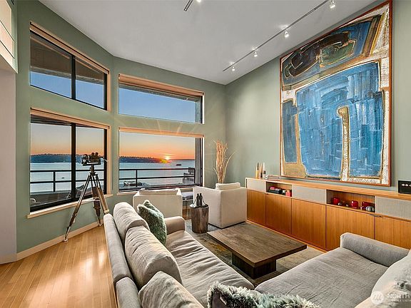2nd image of 2021 1st Avenue #E8