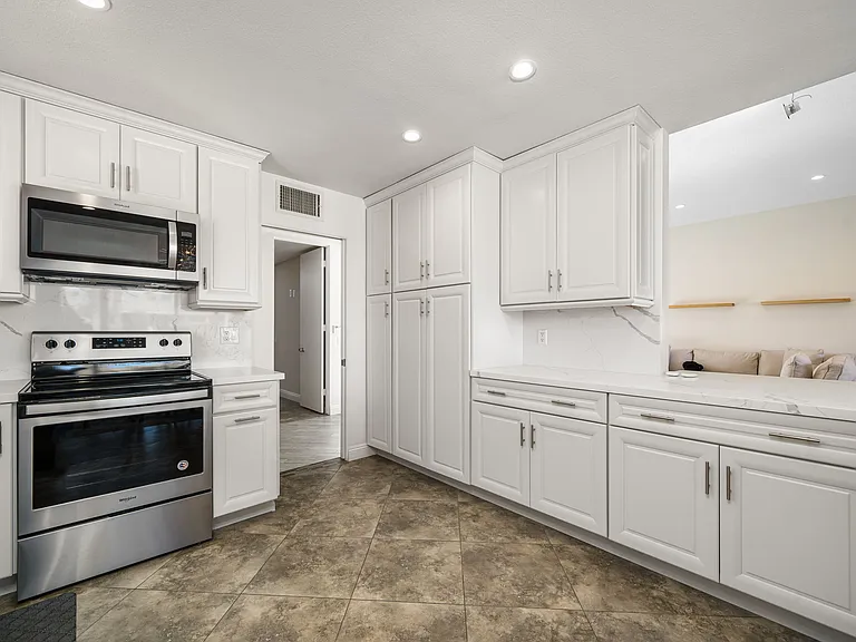 76915 Roadrunner Dr — Photo 19