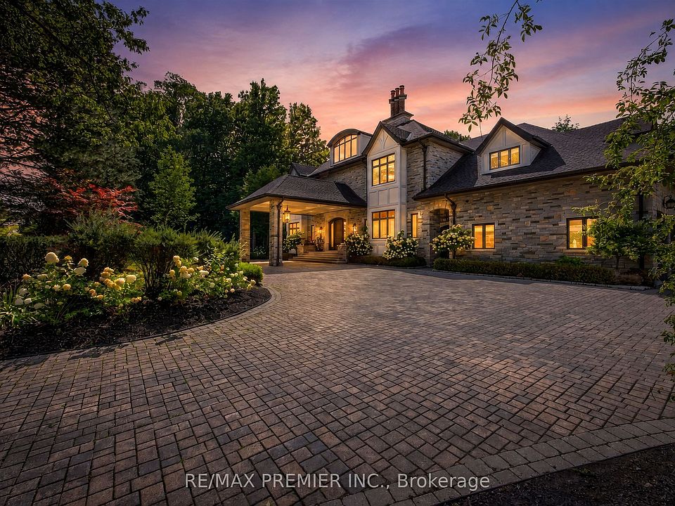 1st image of 40 Golf Ave