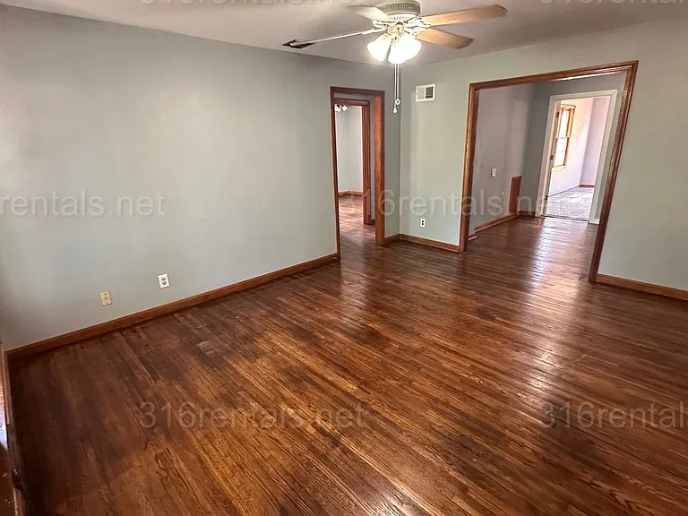 1757 S Fern St — Photo 8