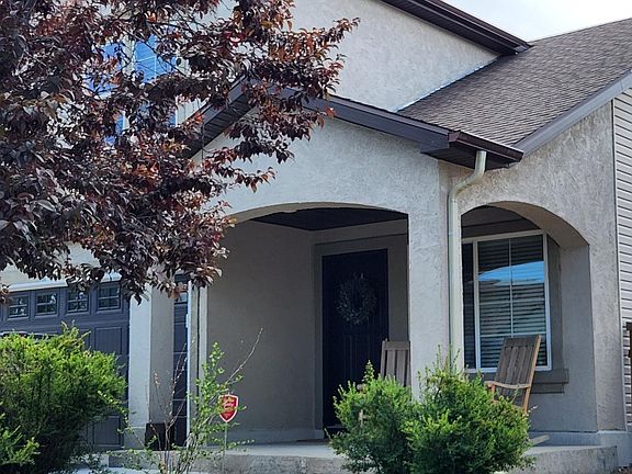 2nd image of 1935 Morningview Ln