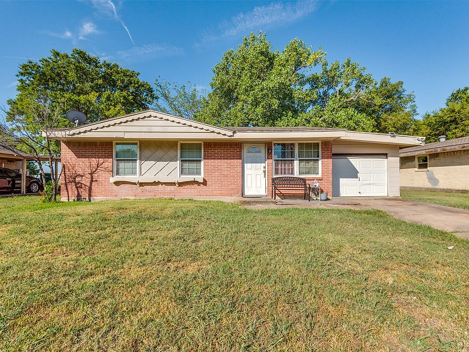 1st image of 211 Wilmer Heights Dr