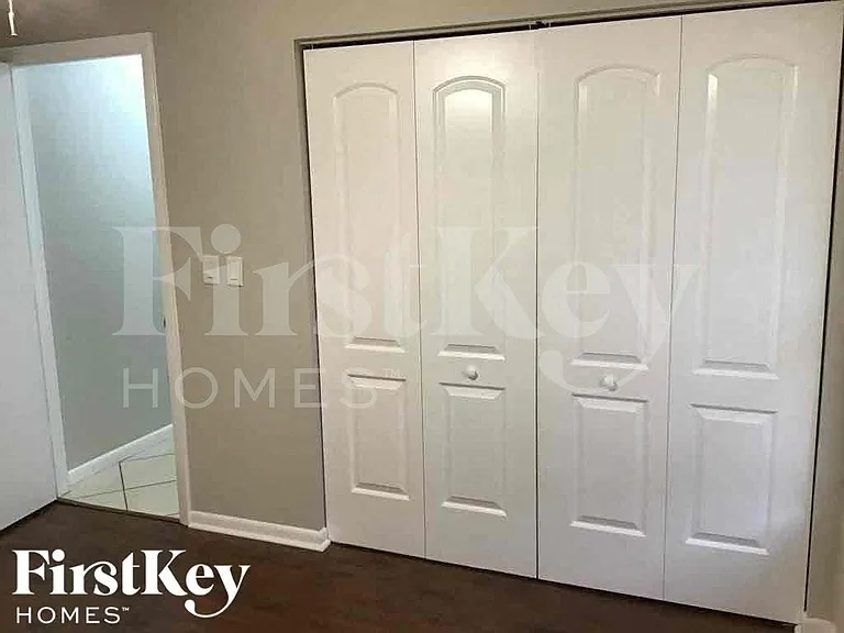 3415 SE 4th Ave — Photo 14