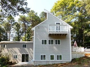 72 Loomis Ln, Centerville, MA 02632