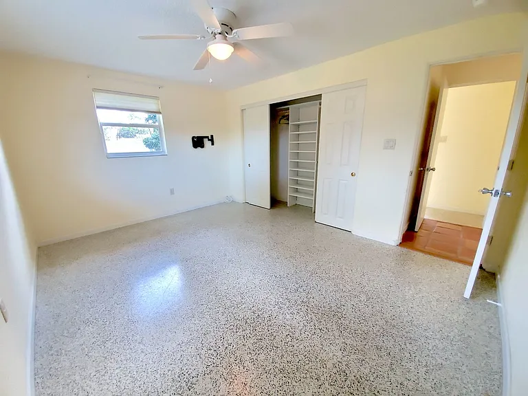 3513 S School Ave — Photo 21