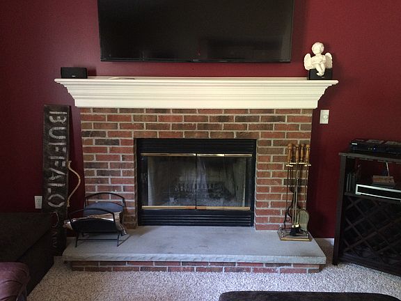 2nd image of 8 Plumb Creek Trl