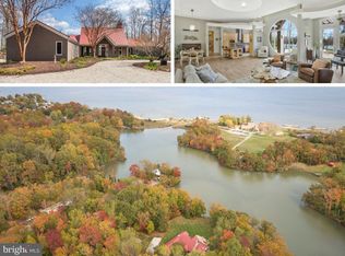 4149 Shoreham Beach Rd, Edgewater, MD 21037