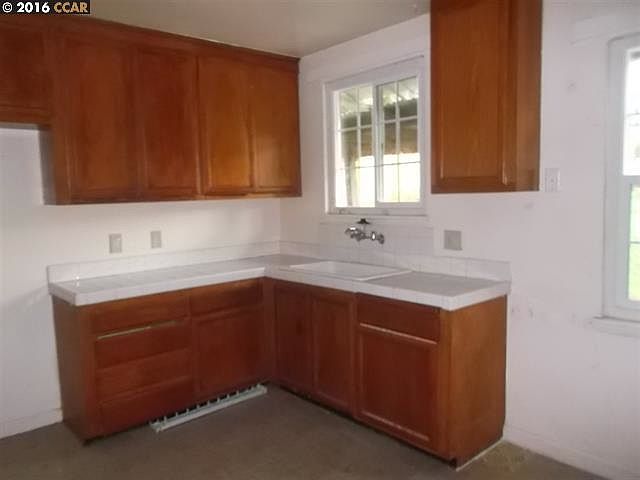 2nd image of 1935 Solano Way