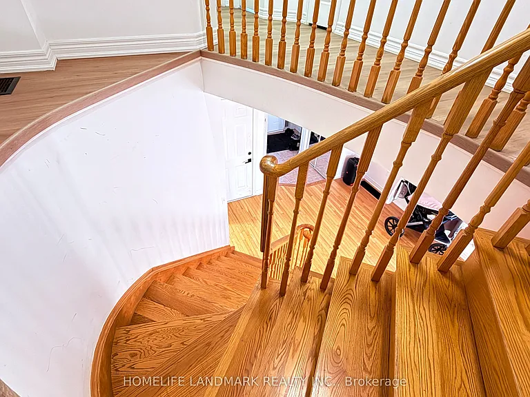 37 Seahorse Ave — Photo 6