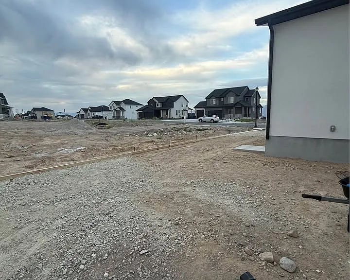 7332 S 5720 W — Photo 12