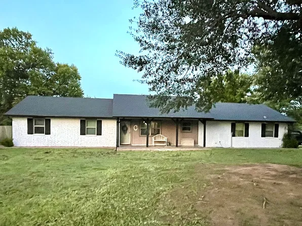 201 Morningside Dr, Noble, OK 73068