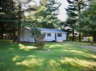 7305 Sycamore Dr, Charlestown, IN 47111