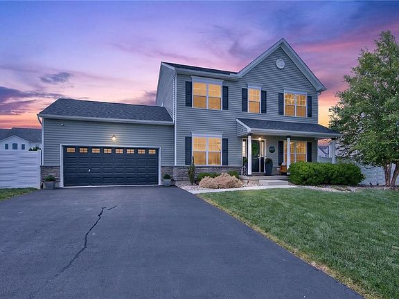 2nd image of 1026 Mabel Pl