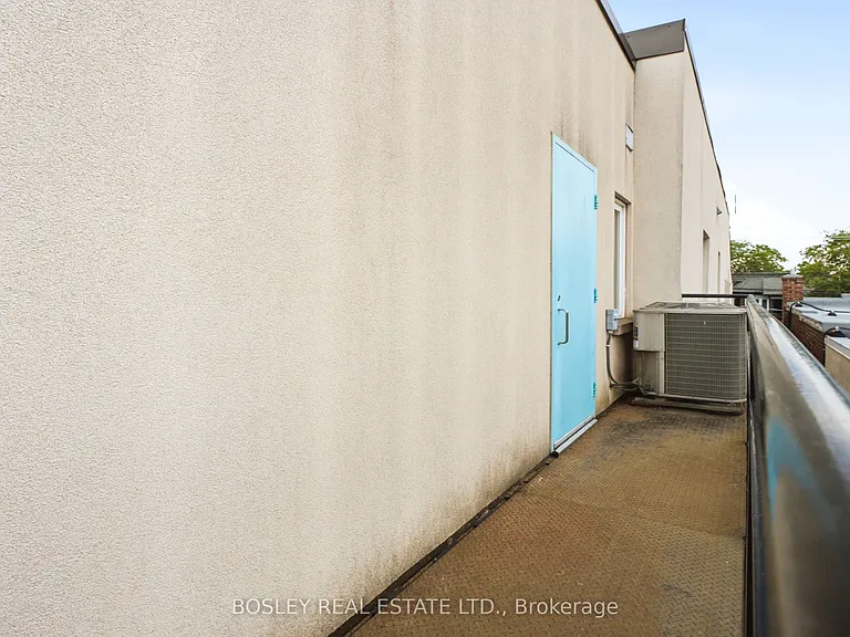 115 Roncesvalles Ave #3 — Photo 28