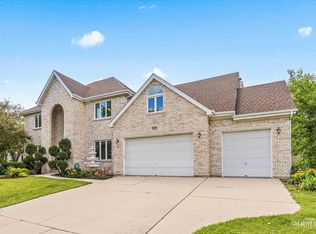 1058 Courtland Pl, Aurora, IL 60502