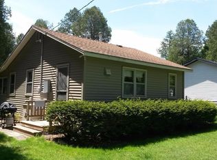 1329 Lakeview Rd, West Bend, WI 53090