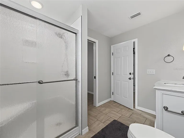 125 Lake Roy Dr — Photo 29