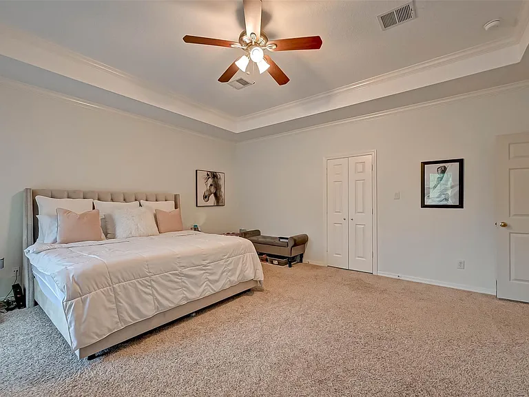5917 Dolores St #D — Photo 17