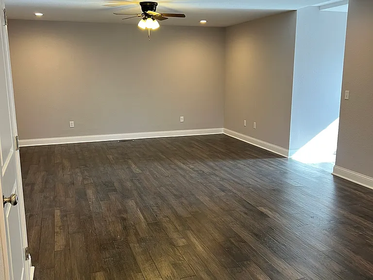 Master Suite Upstairs