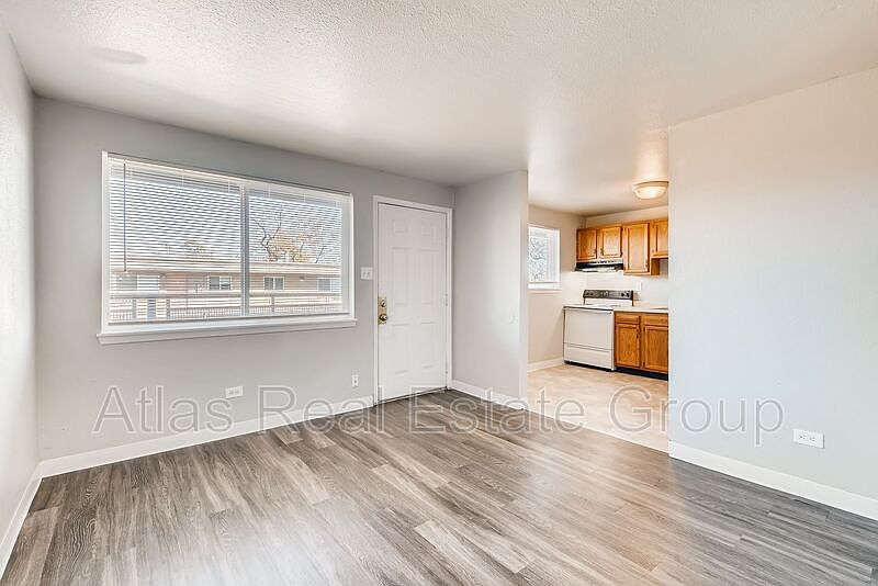 1st image of 2550 N Ogden St Unit 6