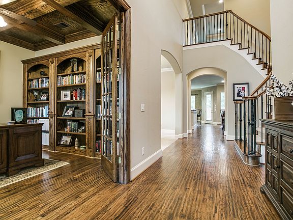 5th image of 4316 Loch Haven Ct