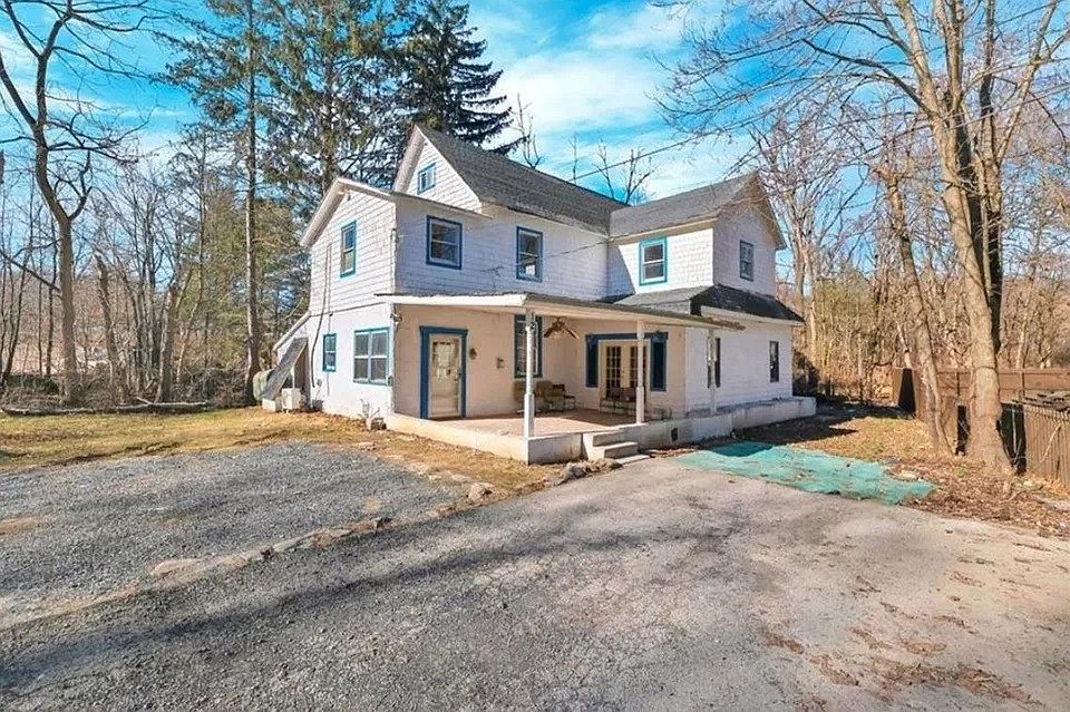 1st image of 12 Falkirk Ave #1