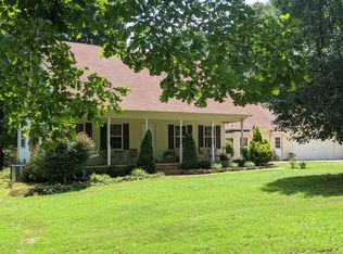 427 Peters Rd, Summertown, TN 38483