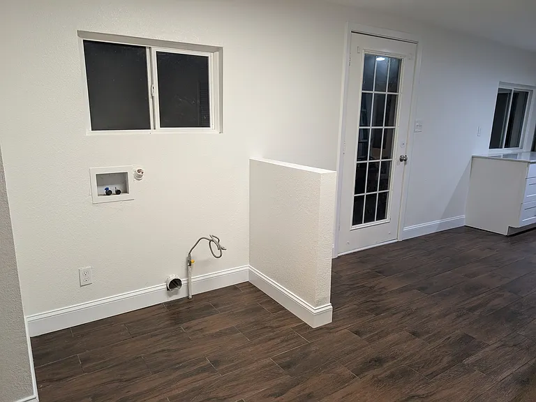 1200 S Wine St — Photo 9