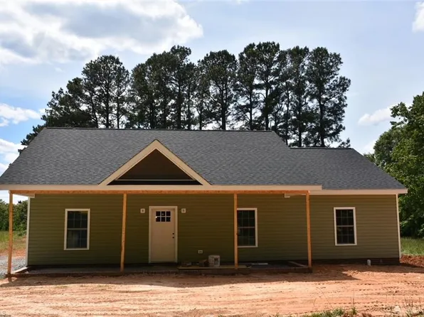 643 S Valley St, Liberty, NC 27298